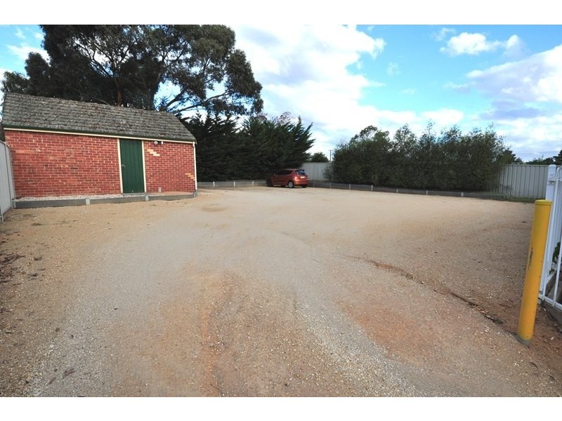 477 High Street, Golden Square VIC 3555