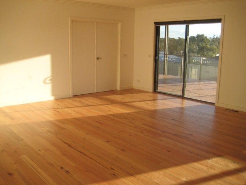 19 Irrabella Place, Kangaroo Flat VIC 3555