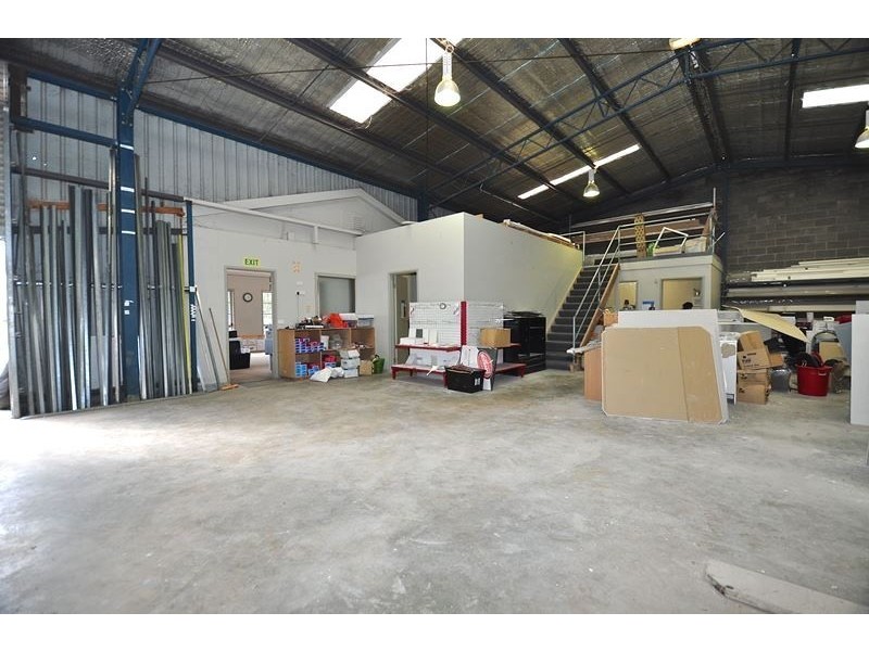 37 Collins Street, Kangaroo Flat VIC 3555