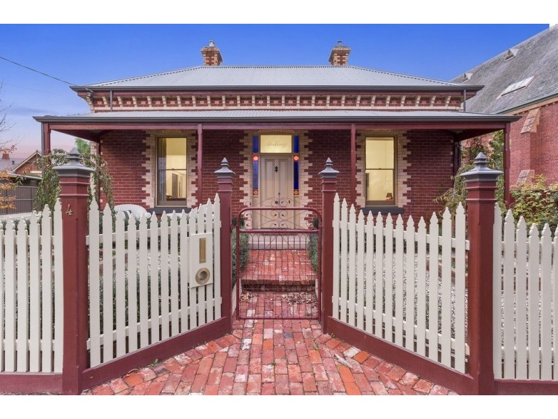 4 Laurel Street, Bendigo VIC 3550