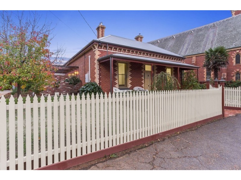 4 Laurel Street, Bendigo VIC 3550