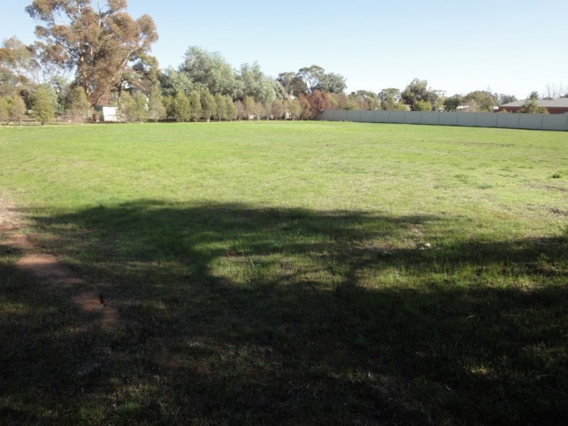 14 Chute Street, Goornong VIC 3557