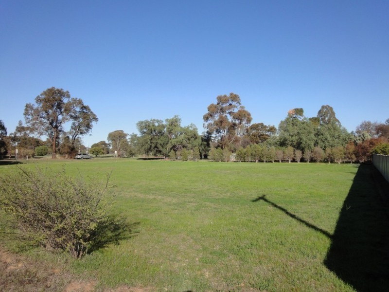 14 Chute Street, Goornong VIC 3557