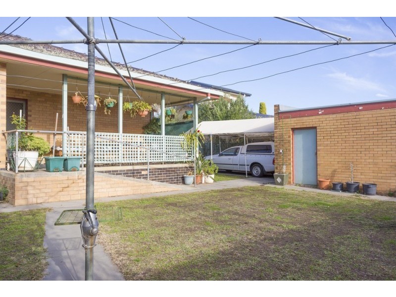 6 Scott Street, White Hills VIC 3550
