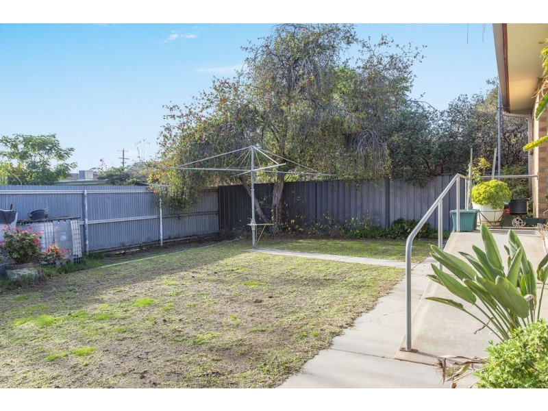 6 Scott Street, White Hills VIC 3550