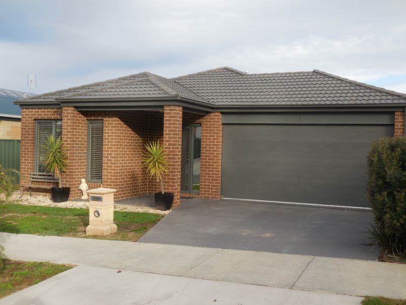 3 Ridge Place, Golden Square VIC 3555