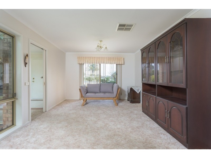 154 Station Street, Epsom VIC 3551