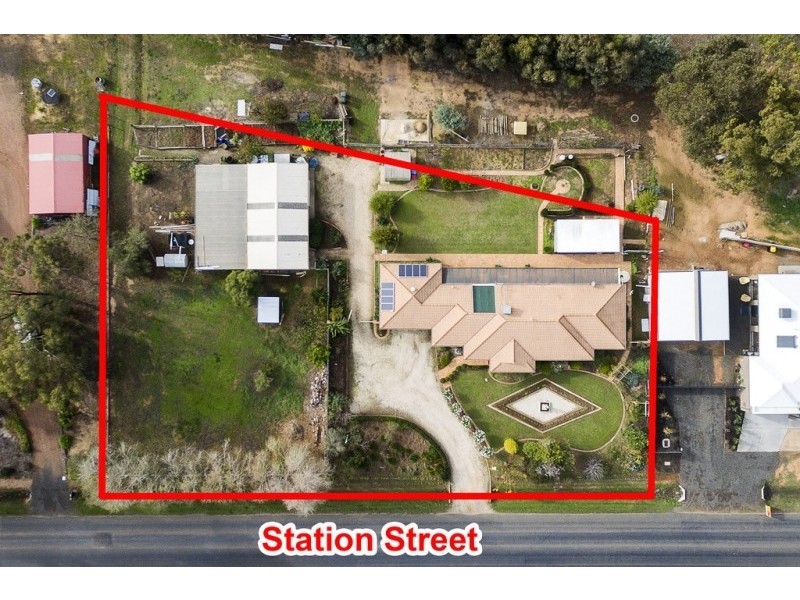 154 Station Street, Epsom VIC 3551