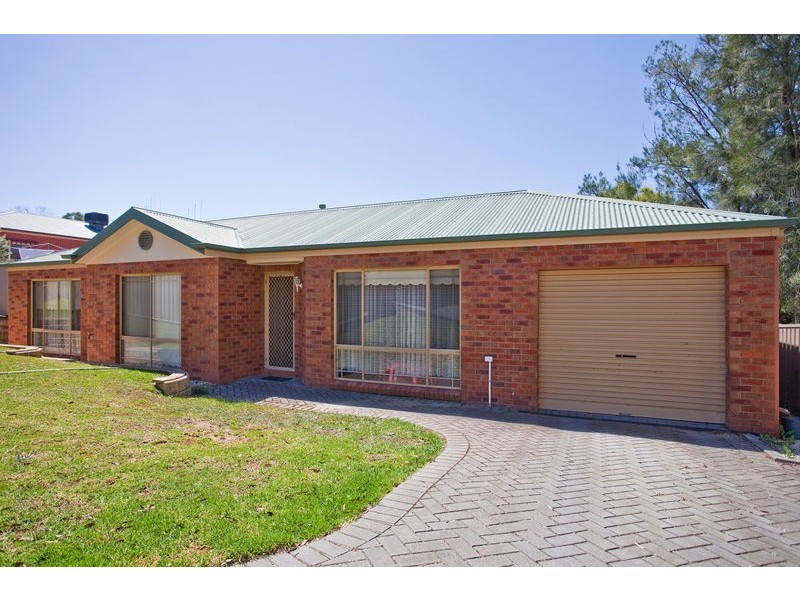 3/5 Lois Court, Golden Square VIC 3555