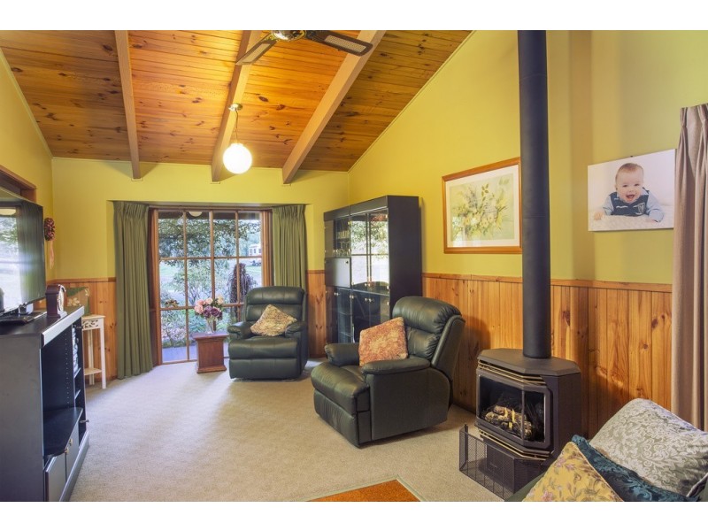 13 Marroo Street, White Hills VIC 3550