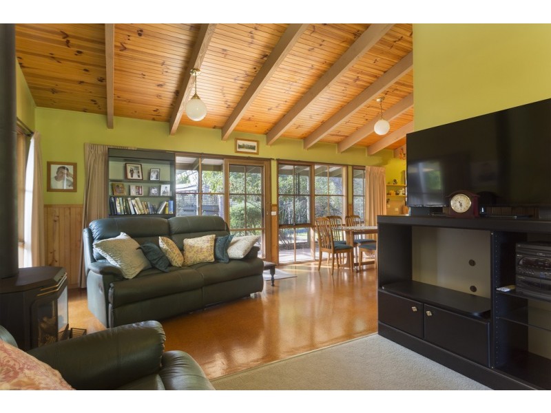 13 Marroo Street, White Hills VIC 3550