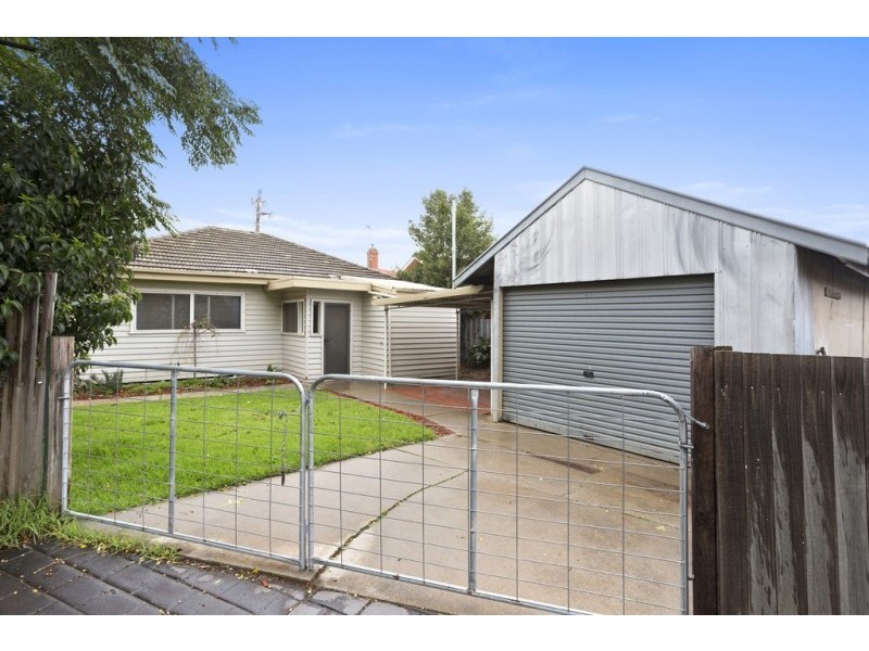 111 Panton Street, Golden Square VIC 3555