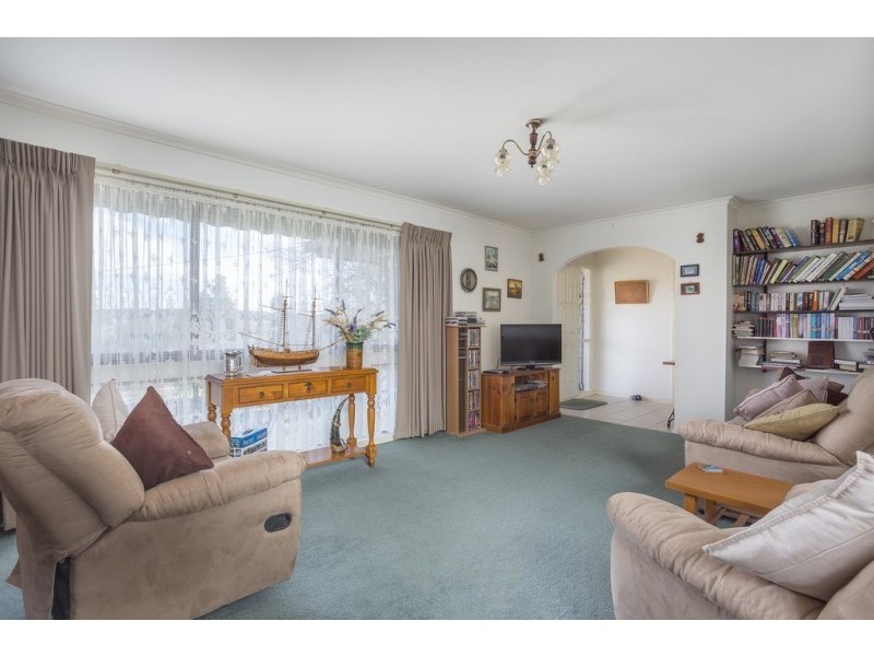 9 Giudice Street, Kangaroo Flat VIC 3555