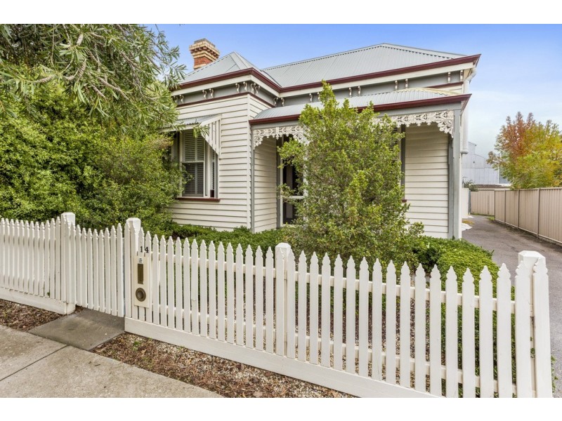 14 Russell Street, Quarry Hill VIC 3550