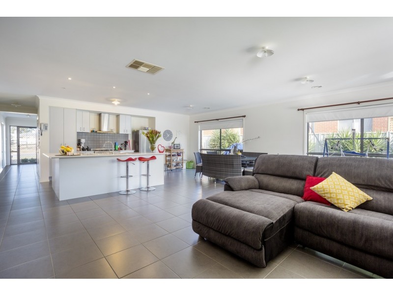 67 Manna Gum Drive, Epsom VIC 3551