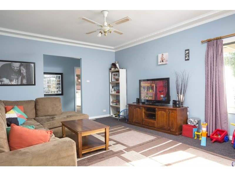 16 Keck Street, Flora Hill VIC 3550