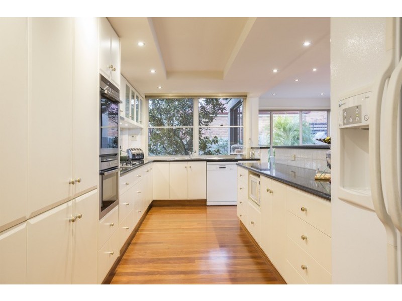 10 Peppertree Grove, Bendigo VIC 3550