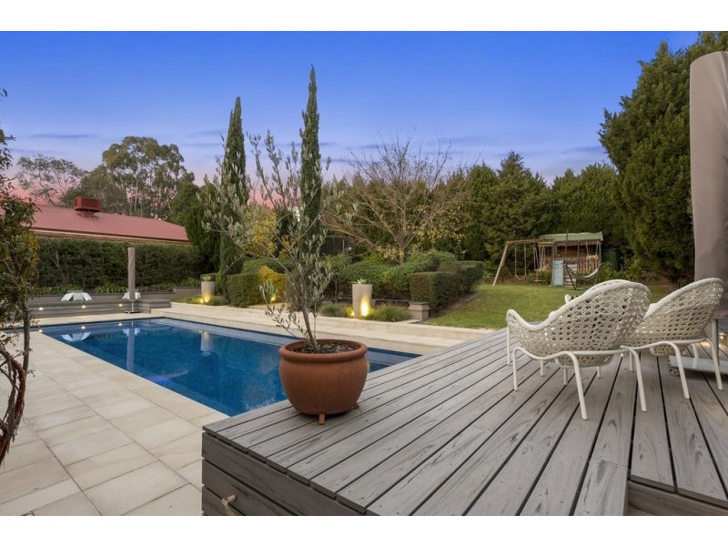 10 Peppertree Grove, Bendigo VIC 3550