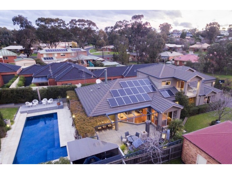 10 Peppertree Grove, Bendigo VIC 3550