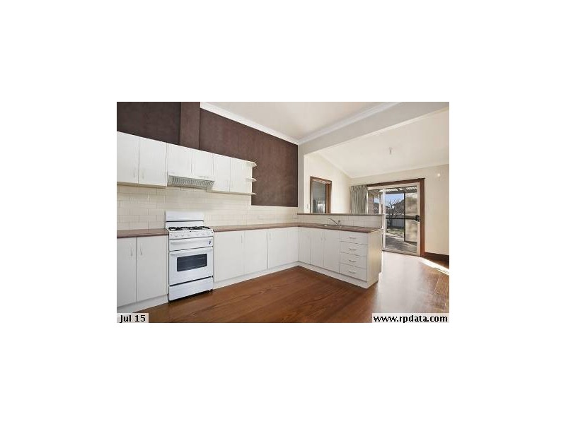 3 Townsend Street, Kennington VIC 3550