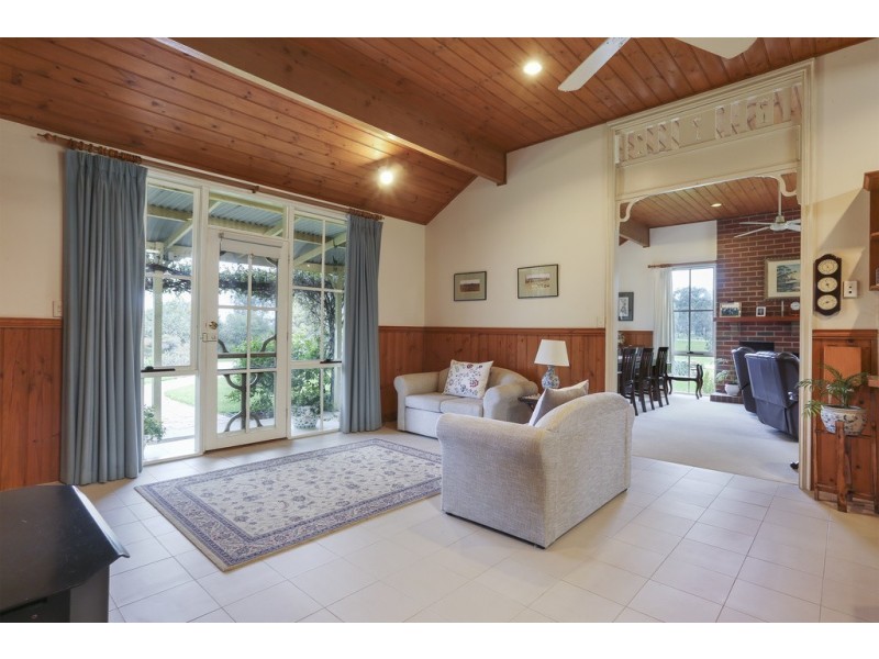 85 Swanwater Drive, Longlea VIC 3551