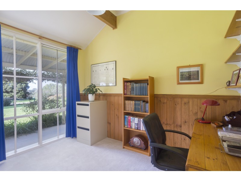 85 Swanwater Drive, Longlea VIC 3551