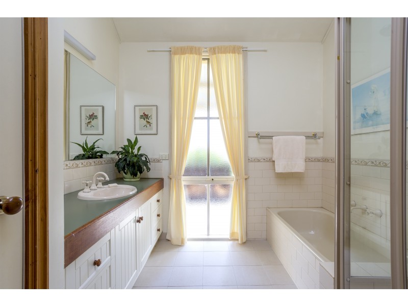 85 Swanwater Drive, Longlea VIC 3551