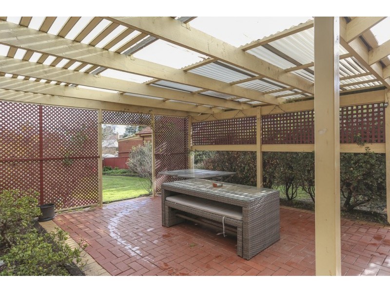 9 Erniold Road, Strathdale VIC 3550