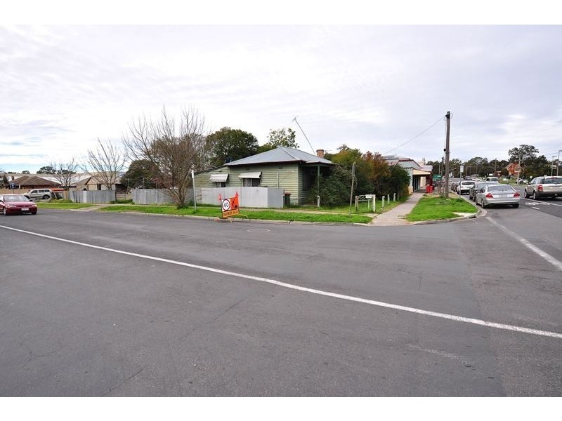 16 Lockwood Road, Kangaroo Flat VIC 3555