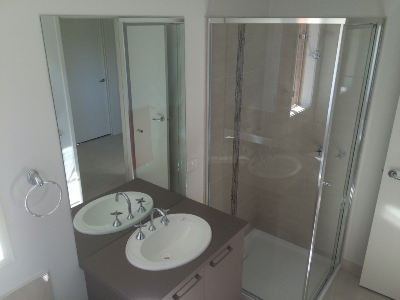 11 Yellowgum Drive, Epsom VIC 3551