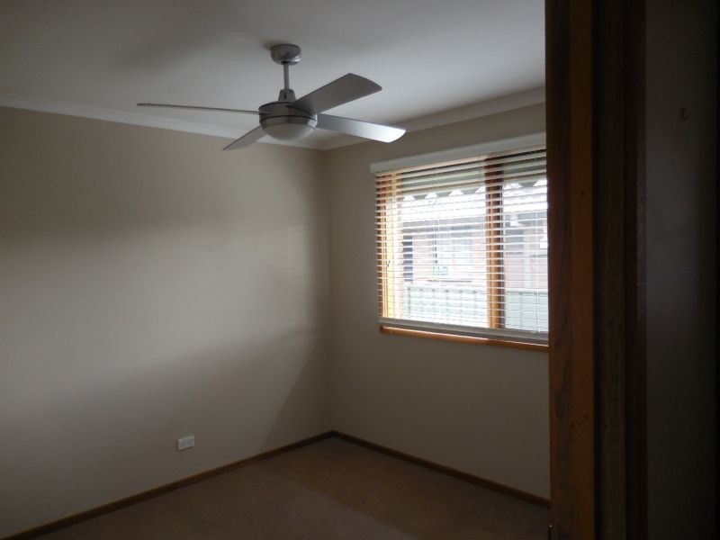2/4 Curtin Street, Flora Hill VIC 3550