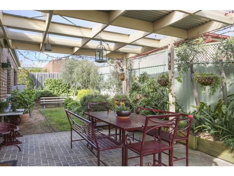 2C Drechsler Street, Flora Hill VIC 3550