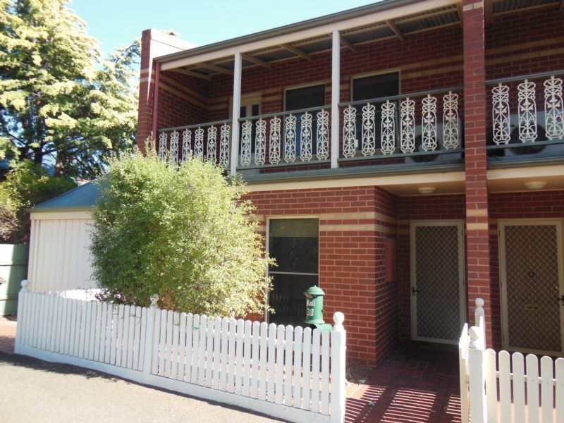 38 Olinda Street, Quarry Hill VIC 3550