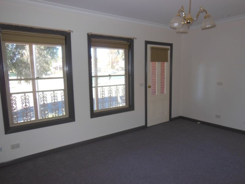 38 Olinda Street, Quarry Hill VIC 3550