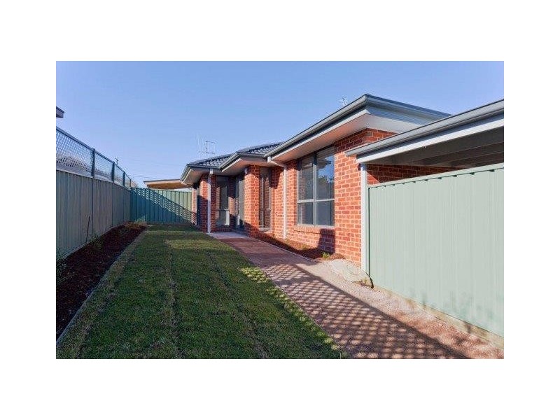 2/71 Smith Street, North Bendigo VIC 3550