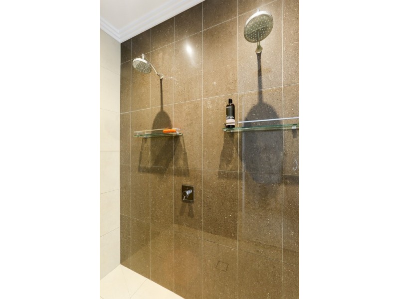 5 Diamond Avenue, White Hills VIC 3550