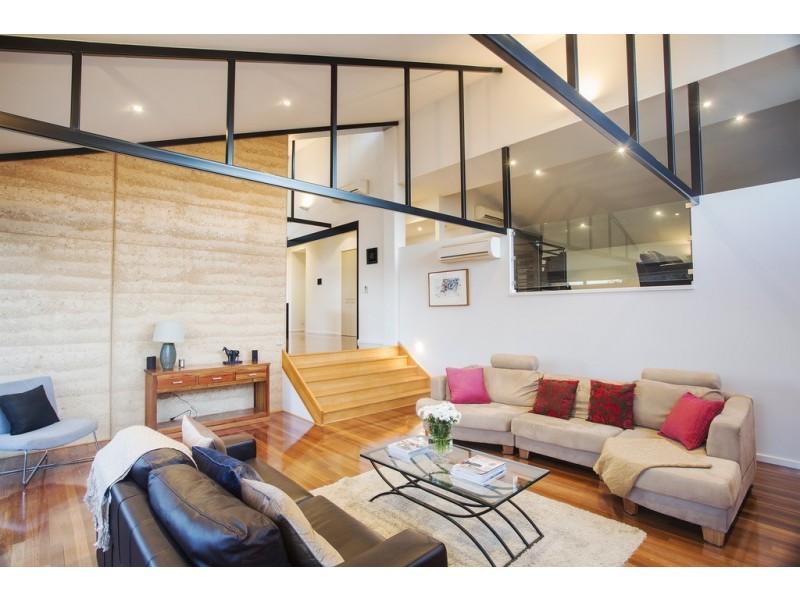 6 Dallas Drive, Spring Gully VIC 3550