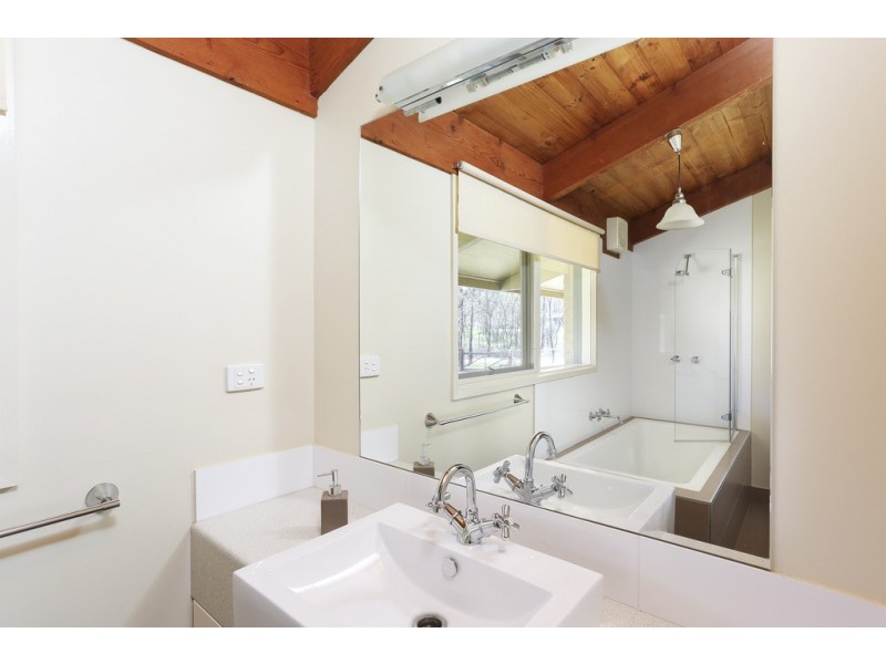 181 Binks Road, Strathfieldsaye VIC 3551