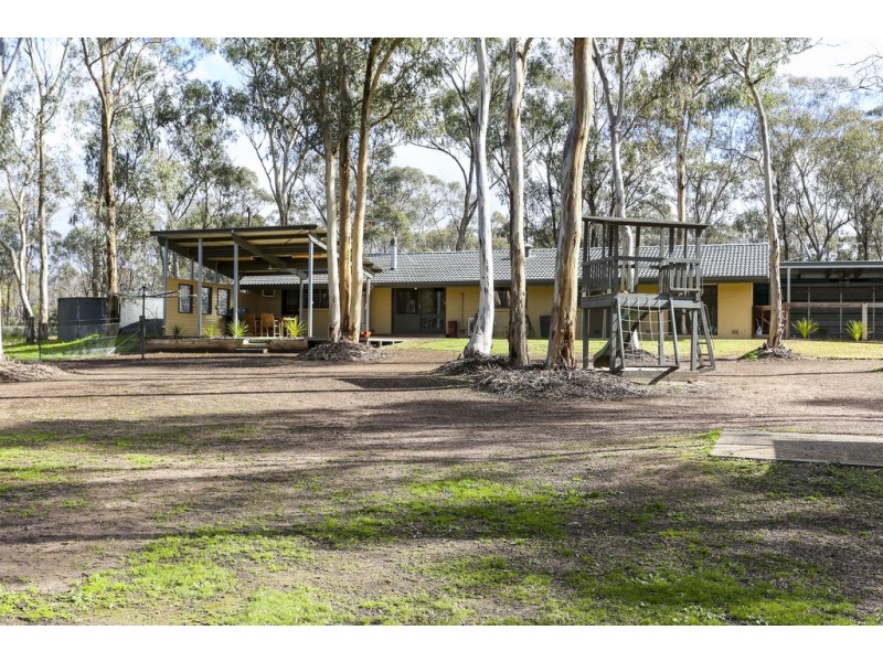 181 Binks Road, Strathfieldsaye VIC 3551
