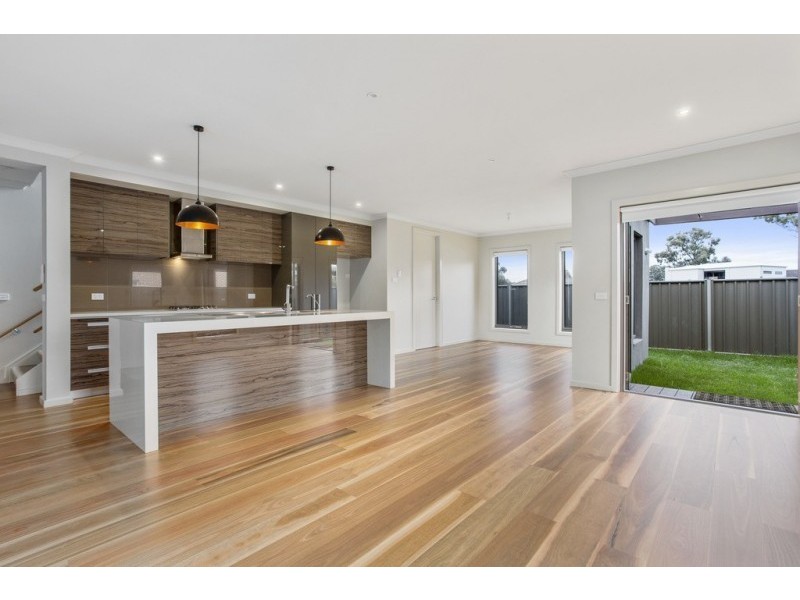 1B/45 Solomon Street, East Bendigo VIC 3550