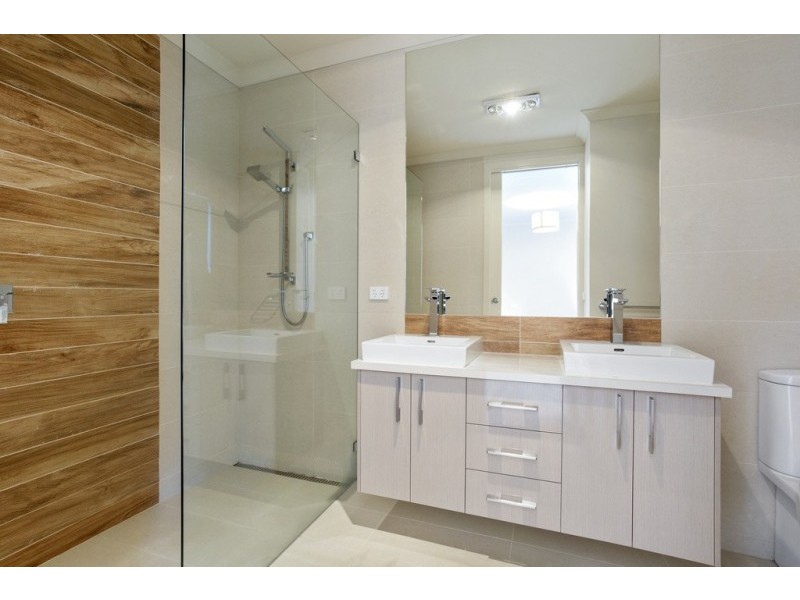 1B/45 Solomon Street, East Bendigo VIC 3550
