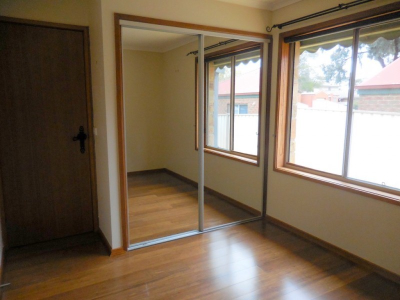 11 Bank Street, Kangaroo Flat VIC 3555