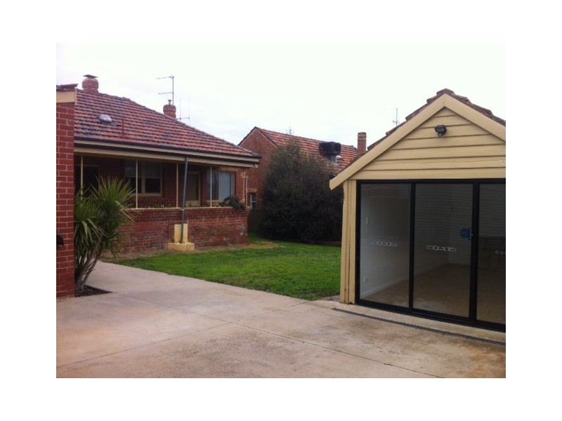 21 Ellis Street, Flora Hill VIC 3550