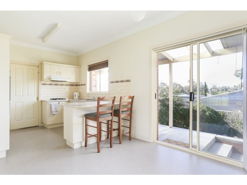 1 Sedgwick Close, Kennington VIC 3550