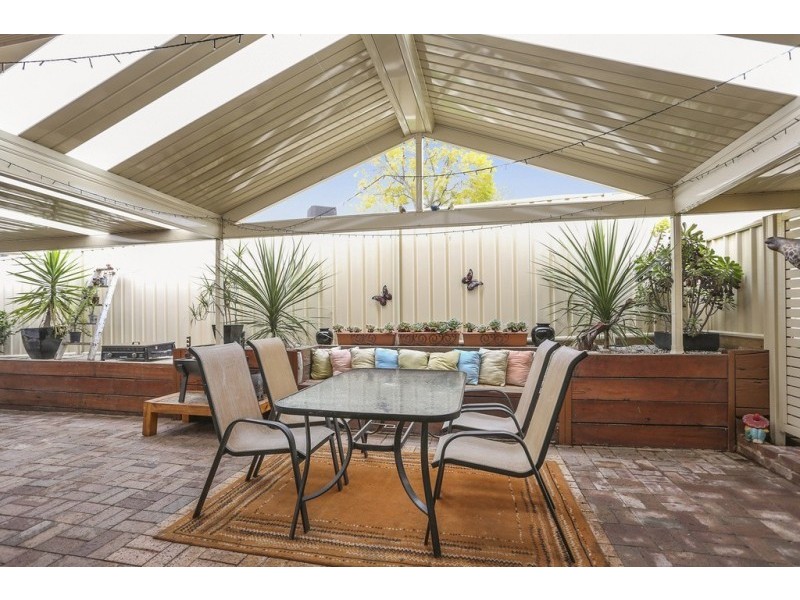 1/14 Landale Drive, Strathdale VIC 3550