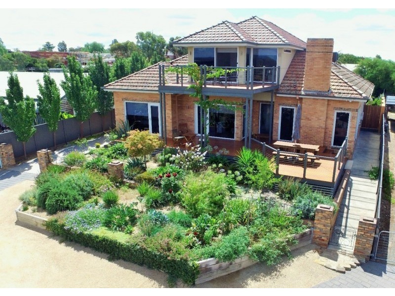 10 Lilac Street, Bendigo VIC 3550