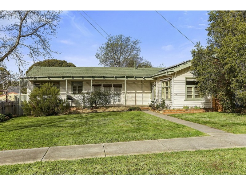 251 Carpenter Street South, Spring Gully VIC 3550