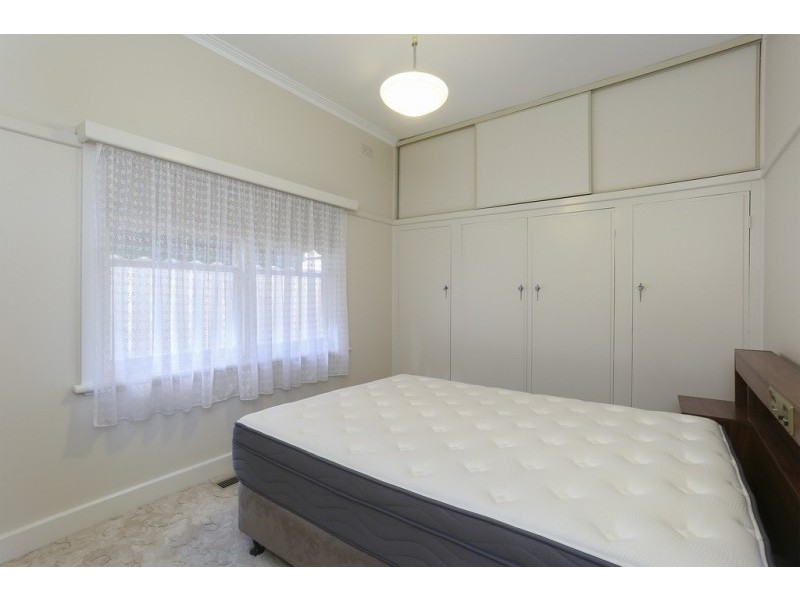 38 Ellis Street, Flora Hill VIC 3550