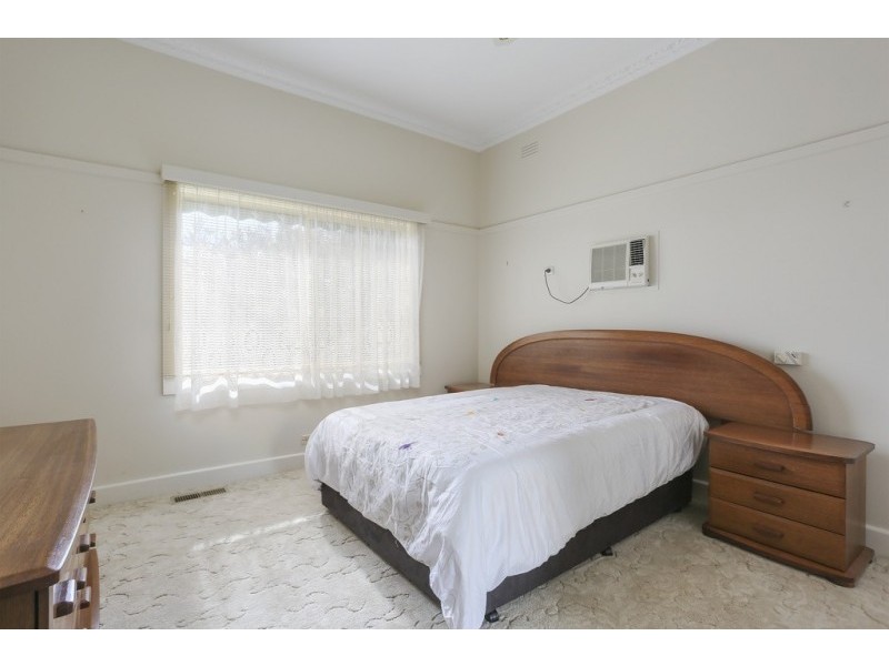 38 Ellis Street, Flora Hill VIC 3550