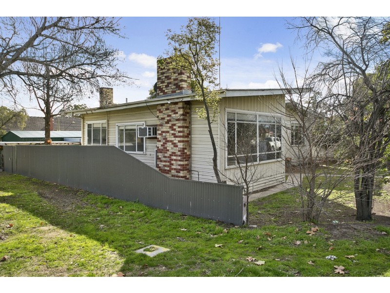 464 High Street, Golden Square VIC 3555